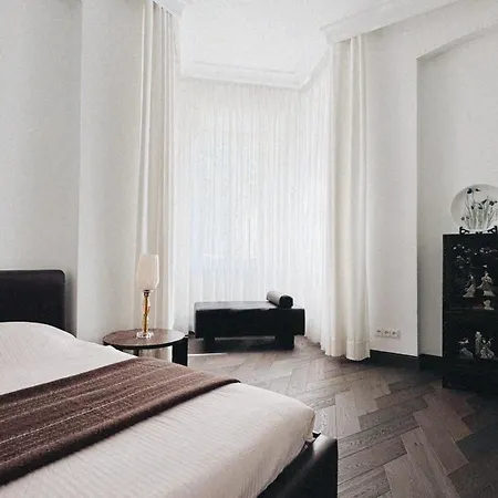 Elizabetes Duplex